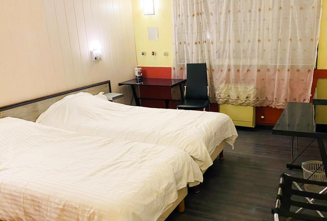 Hotel Le Valeran Ligny-en-Barrois 外观 照片